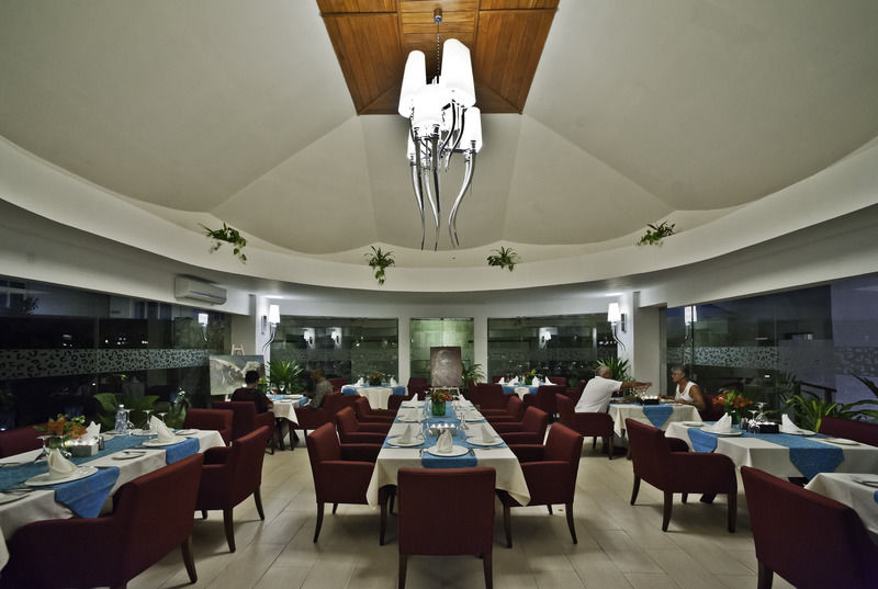 Leopard Beach Playa de Diani Exterior foto