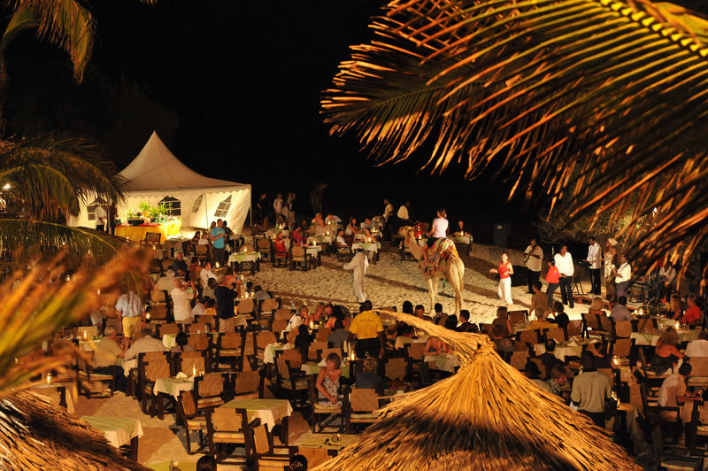 Leopard Beach Playa de Diani Exterior foto